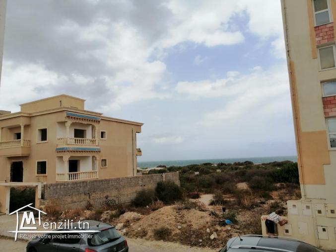 Terrain pied dans L'eau borj sedreya