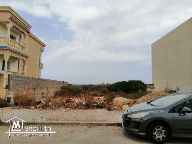 Terrain pied dans L'eau borj sedreya