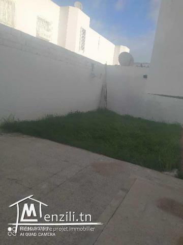 une villa jumelée a l'aouina