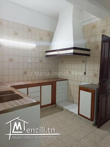 A Louer villa s3 avec jardin à Menzah 9