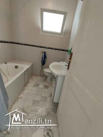 Spacieux S+3 à Cité El wahat