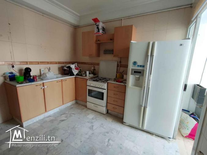 Spacieux S+3 à Cité El wahat