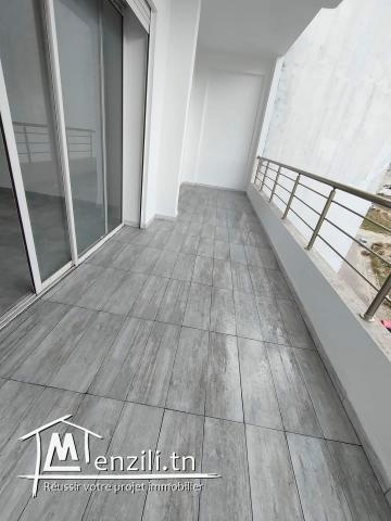 Spacieux S+2 tout neuf avec une terrasse