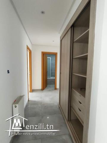 Spacieux S+2 tout neuf avec une terrasse