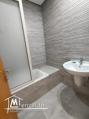 Spacieux S+2 tout neuf avec une terrasse