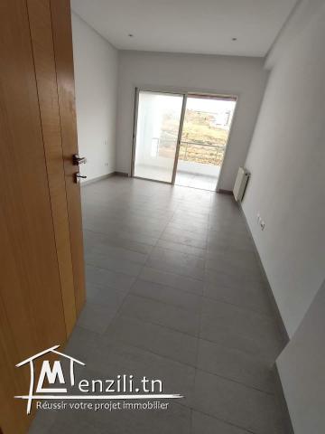 Spacieux S+2 tout neuf avec une terrasse