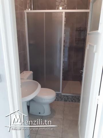 Appartement premier étage de villa