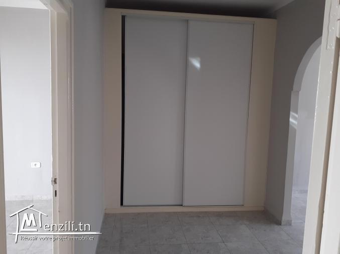 Appartement premier étage de villa