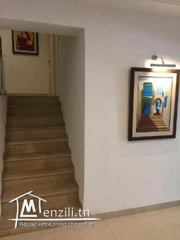 Duplex UV4 totalement refait à neuf avec à Menzah6