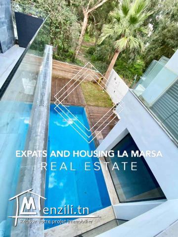 A louer Villa Vue sur la marsa Cube