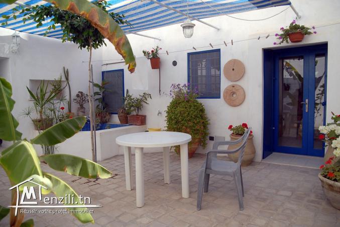 Ancienne maison arabe, indépendante et dans une ruelle silencieuse, en centre-ville à Hammameth