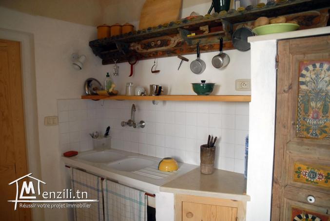 Ancienne maison arabe, indépendante et dans une ruelle silencieuse, en centre-ville à Hammameth