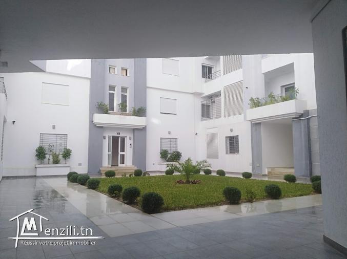 Coquet studio neuf HS à Ennasr 2