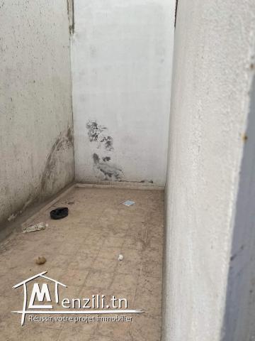 Location d'un local de 100 M2 à Korba