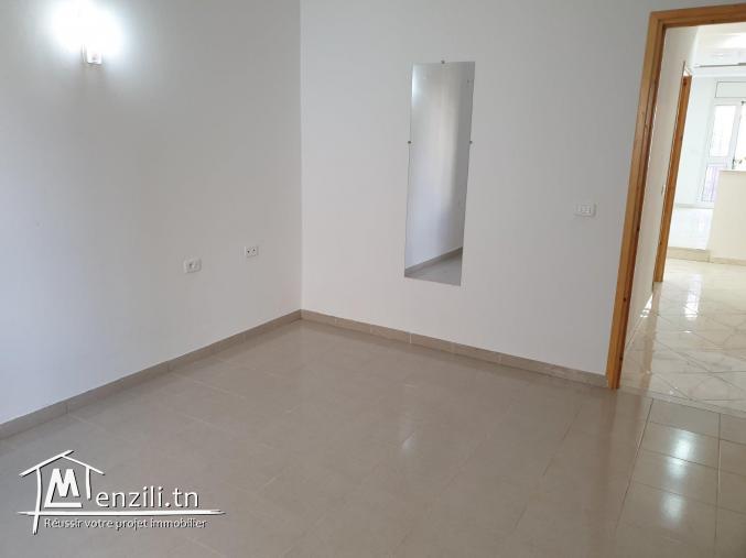 REZ-DE-CHAUSSEE A BOUKHRISS