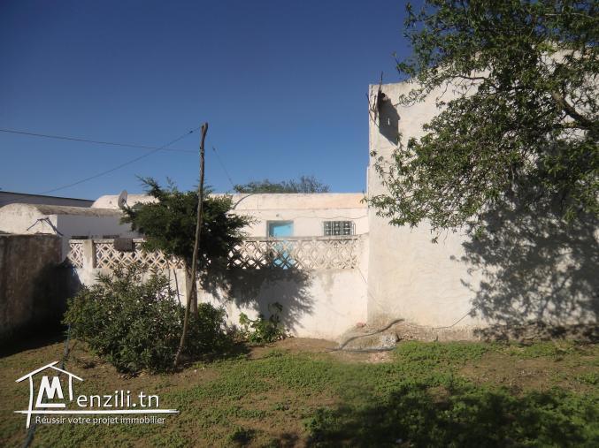 a vendre un maison style arabe habitable titre individuelle