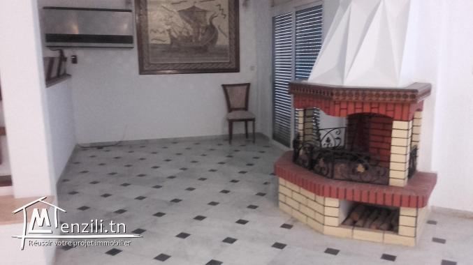 VILLA DE MAîTRE 500m2 avec piscine; 8 piéces