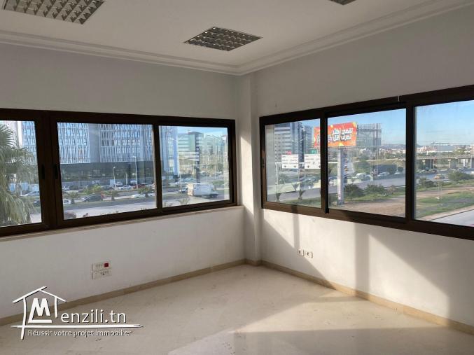 Location d'un espace bureautique à charguia 1