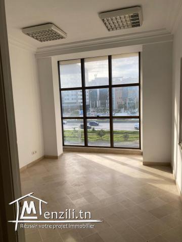 Location d'un espace bureautique à charguia 1