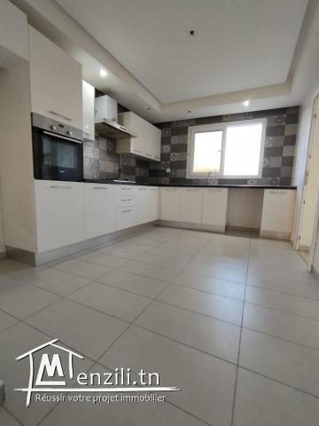 Luxueux S+3 dans une résidence hôtelière à Menzah 9C