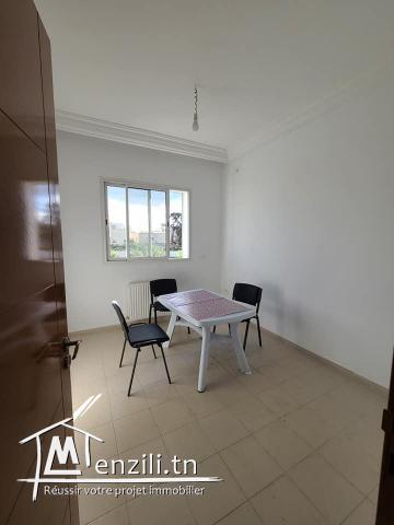 A vendre villa S+9 à Ain Zaghouen Nord