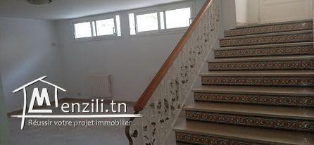 Une villa s5 a louer a la marsa