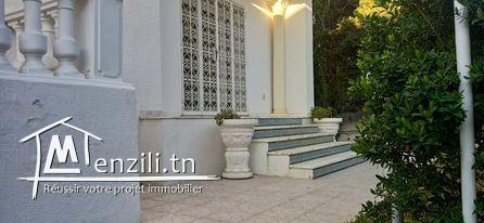 Une villa s5 a louer a la marsa