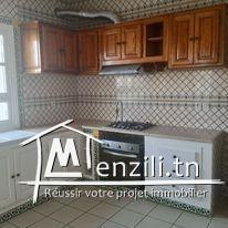 Un étage de villa s3 de 175m a la Marsa