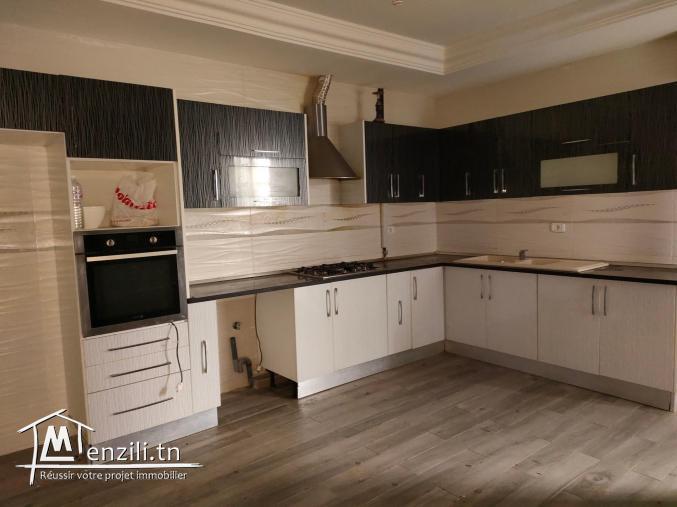 S+3 retapé à neuf à Ennasr 1