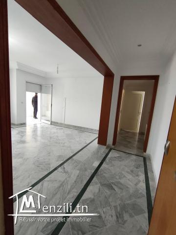 S+2 à les jardins d'El Menzah 2 côté Monoprix