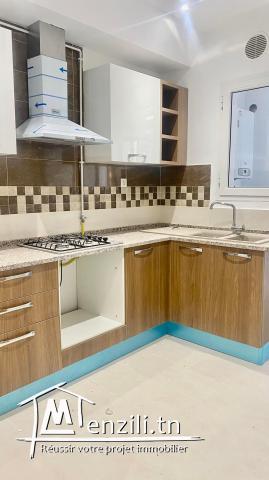 A vendre un appartement s+2 à laouina