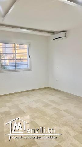 A vendre un appartement s+2 à laouina