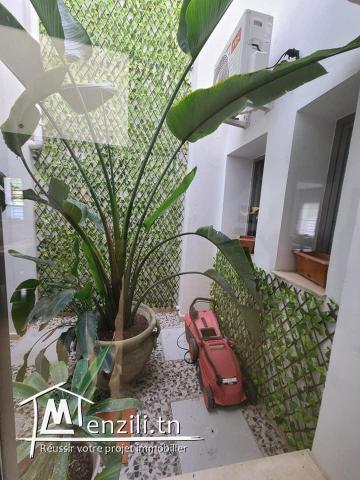 A vendre une Villa s+5 a l'aouina