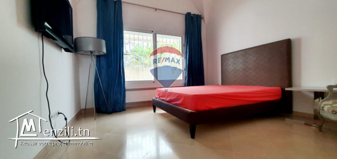 Triplex à La Marina Gammarth à louer (vide)