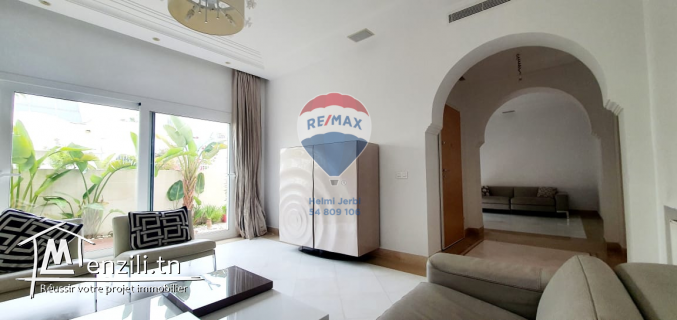 Triplex à La Marina Gammarth à louer (vide)