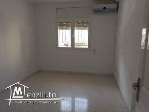 A vendre duplex s+5 au jardins de l'aouina