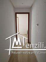 un appartement S2  a louer de 130m²  a la soukra