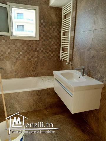 S+3 de haut standing  à Ennasr 2