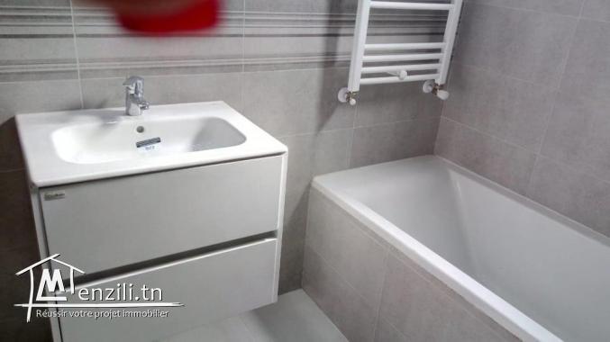 A vendre un appartement s+4 a cité l'wahatte