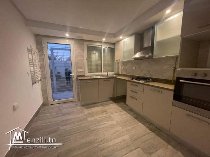 un appartement s2 de 160m² a louer a la soukra