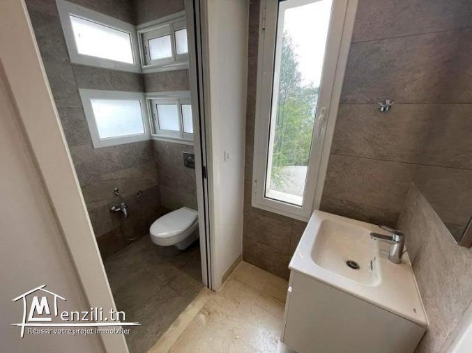 un appartement  S2 de 150m² a louer a la soukra