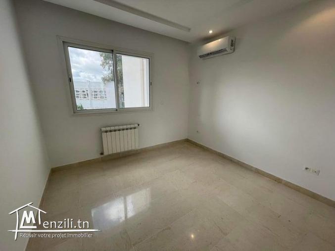 un appartement  S2 de 150m² a louer a la soukra