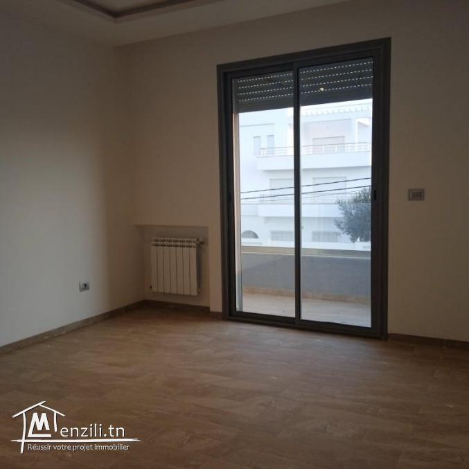 un appartement S2 a louer de 135m² à la marsa