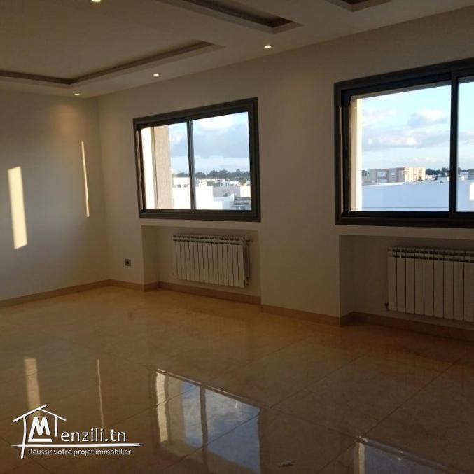 un appartement S2 a louer de 135m² à la marsa