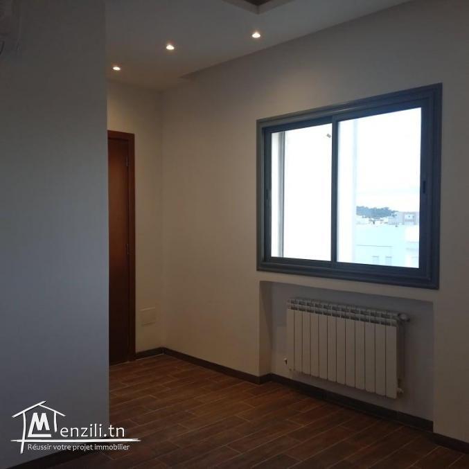 un appartement S2 a louer de 135m² à la marsa