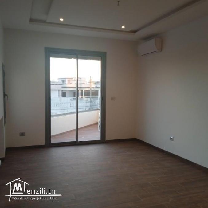 un appartement S3 a vendre de 150m² à la marsa