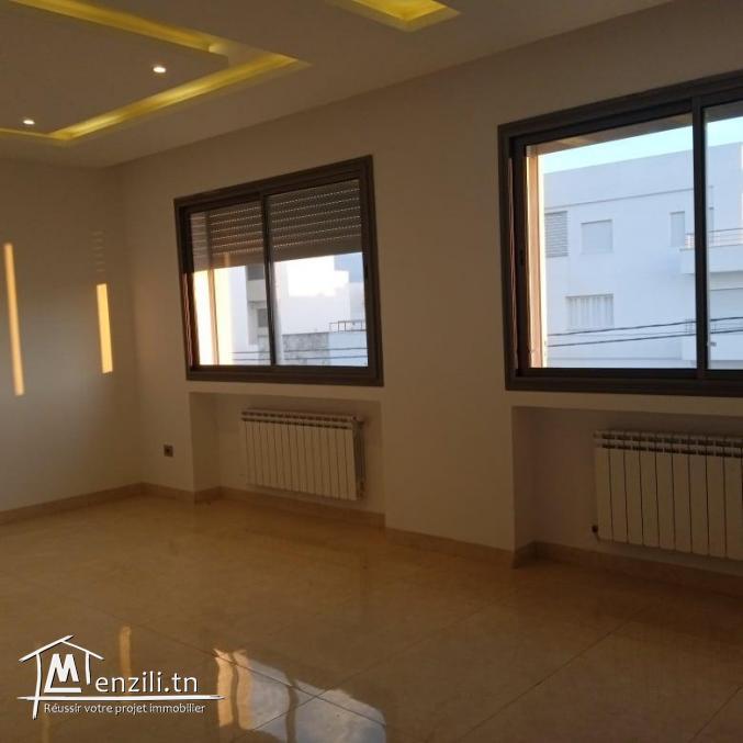 un appartement S3 a vendre de 150m² à la marsa