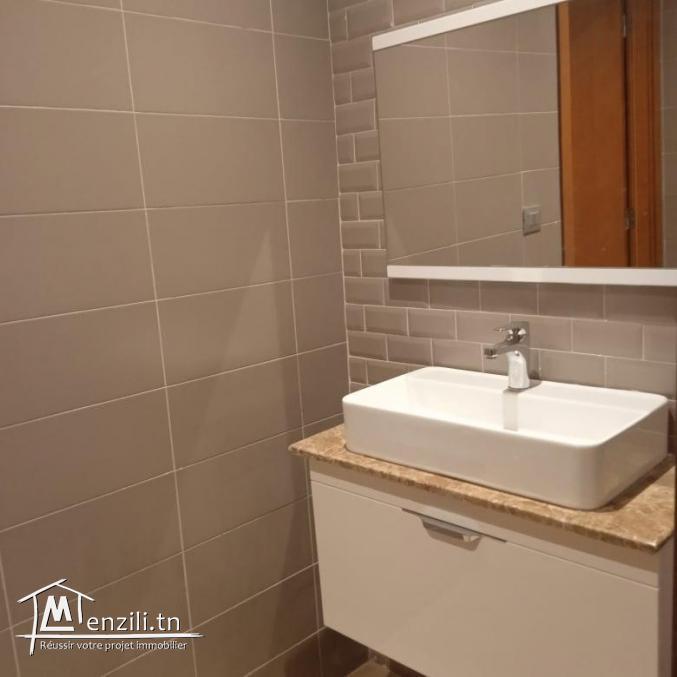 un appartement S3 a vendre de 150m² à la marsa