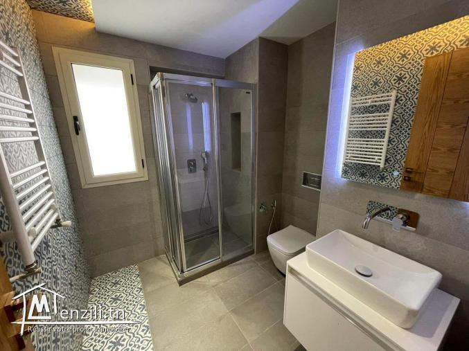 un appartement S3  a louer de 200m²   a la soukra