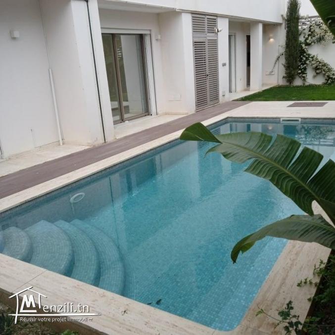 un magnifique appartement S+2 de 310 m² à Gammarth